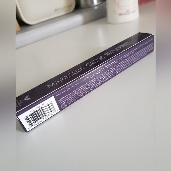 2/$25 Tarte Maracuja Juicy Lip Pump Gloss | Mixed Berries | - Picture 4 of 4